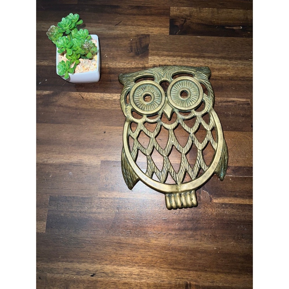 French vintage brass hot‎ stove plate and pan support Owl design trivet